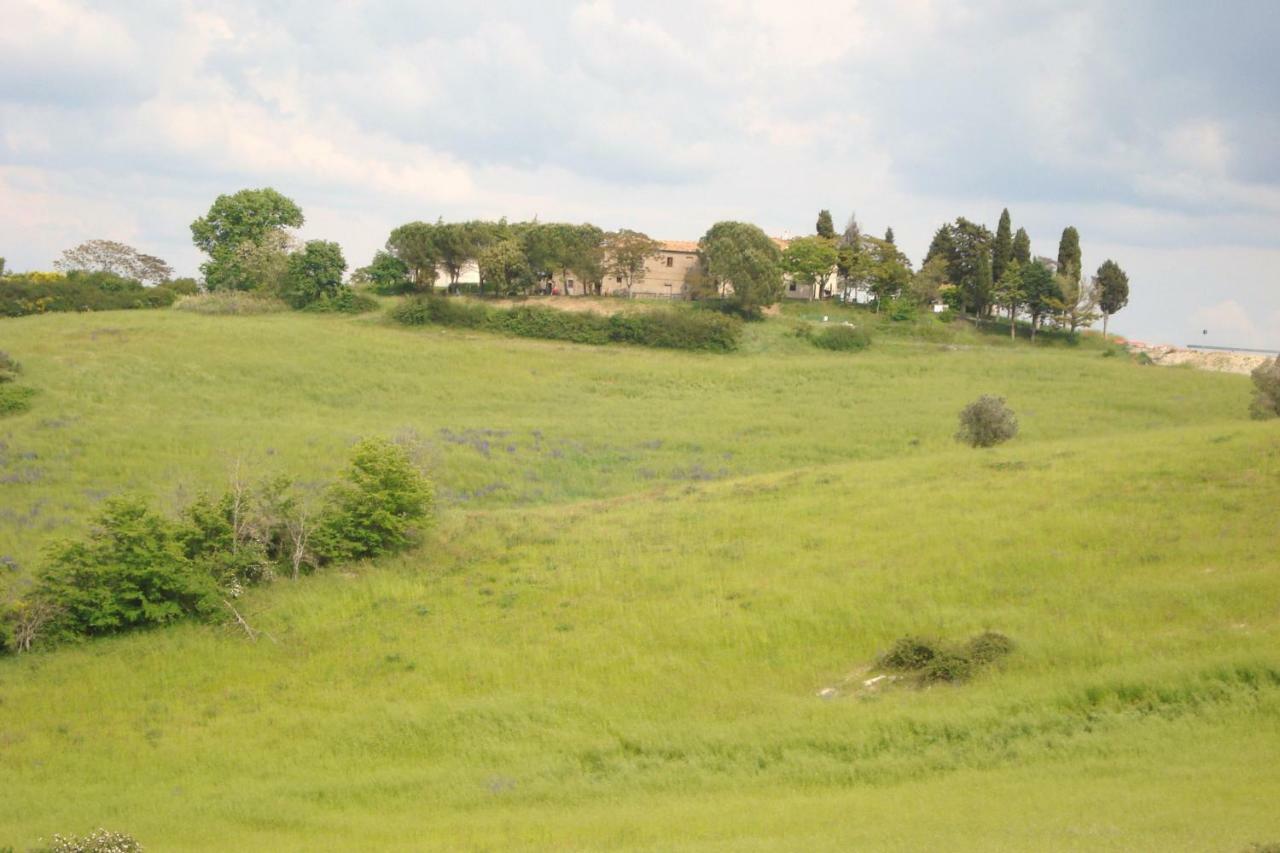 Bed and Breakfast Podere San Francesco à Volterra Extérieur photo